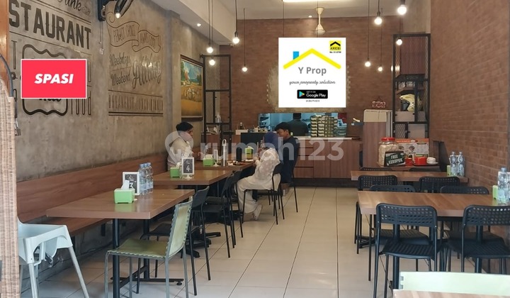 Dijual Cepat Ruko Biak Raya Included Usaha Resto + Studio Photo, LT. 75M2 (5×15), 4 Lantai, Semi Furnish, Jakarta Pusat Dijual Cepat Ruko Biak Raya Included Usaha Resto + Studio Photo, LT. 75M2 (5×15), 4 Lantai, Semi Furnish, Jakarta Pusat