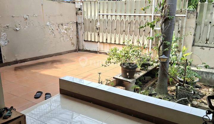 Dijual Rumah Lokasi Sangat Strategis Di Duri Kepe Jakarta Barat Cocok tuk Bangun Kost dll