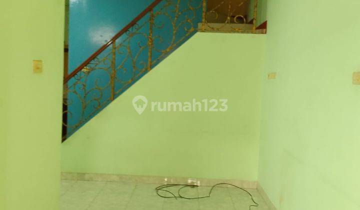 Disewa Rumah Tanjung Duren, Kt 3, 3 lantai, Minimalis, Lt. 55m2, Jakarta Barat 2