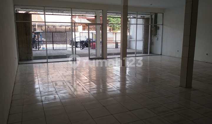 Disewa Ruang Usaha Ex Minimarket Slipi Jakarta Barat Strategis Disewa Ruang Usaha Ex Minimarket Slipi Jakarta Barat Strategis