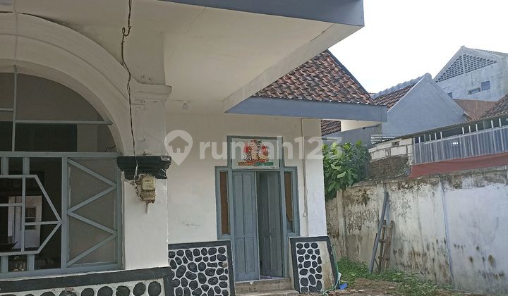 Rumah Jadul 1 Lantai Nola Jalan Raya Kota Mojokerto 1