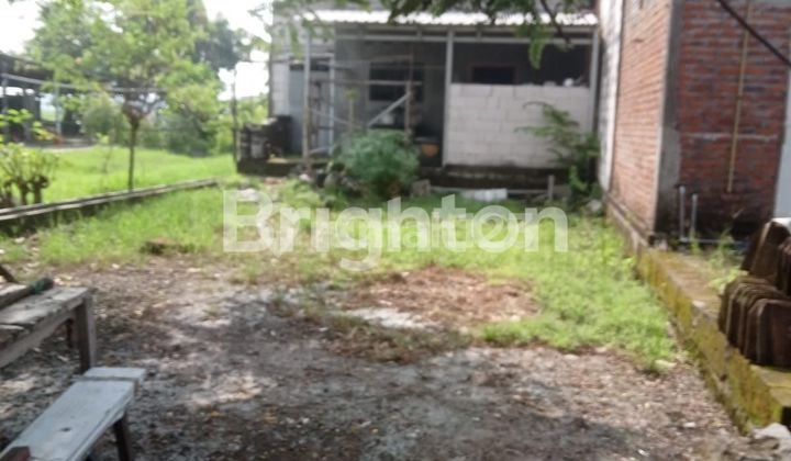 A Charming House for Sale on the Outskirts of Mojokerto City A Charming House for Sale on the Outskirts of Mojokerto City