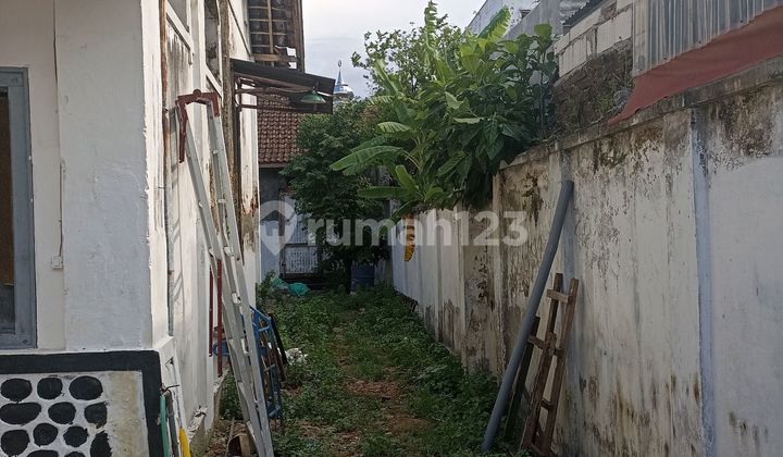 Rumah Jadul 1 Lantai Nola Jalan Raya Kota Mojokerto 2