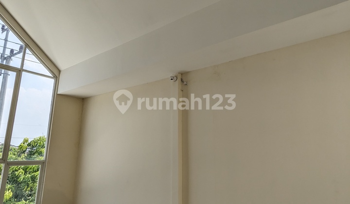 2-Story Shophouse Ready to Use Zero Main Road Protocol Mojokerto City 2