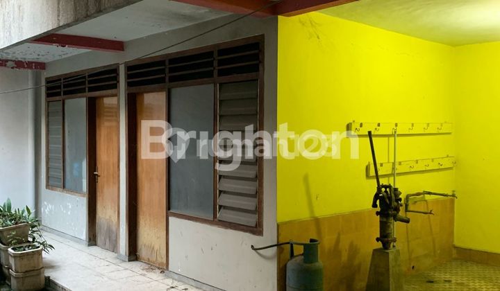 RUMAH HUNIAN VINTAGE + RUKO PUSAT KOTA JOMBANG