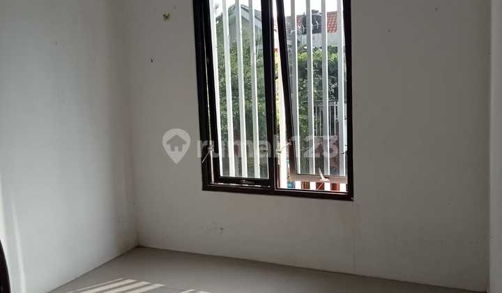 Rumah Hunian Minimalis 2 Lantai Kota Mojokerto 2