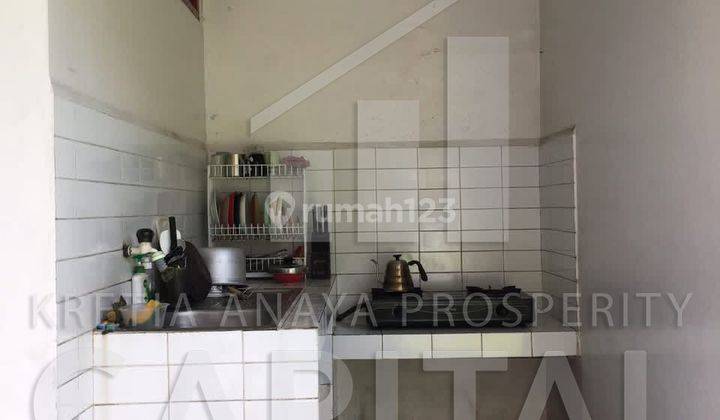 dapur jual rumah asri di komplek