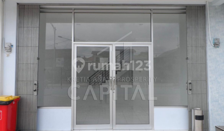 Ruko bersih di jl. Pasantren Cimahi 