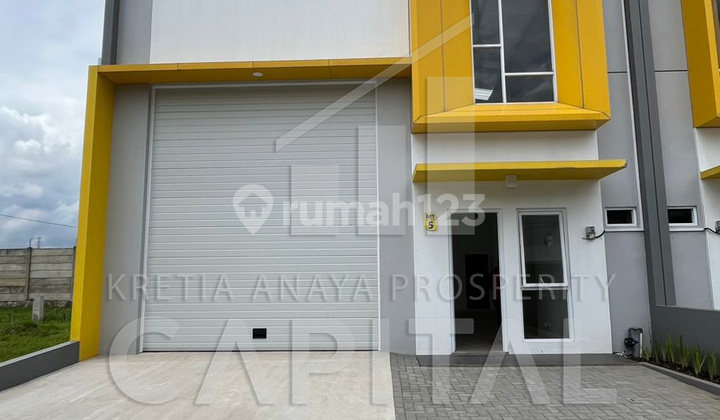 New Warehouse in Modern Warehouse Complex - Cimareme Available in various sizes with premium design.