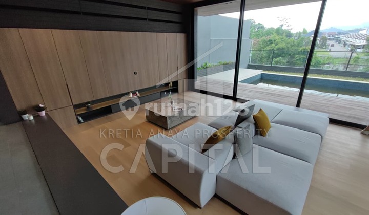 BRAND NEW & LUXURY HOUSE di KOTA BARU PARAHYANGAN