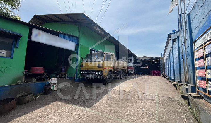 Gudang di Jl Industri Cimareme