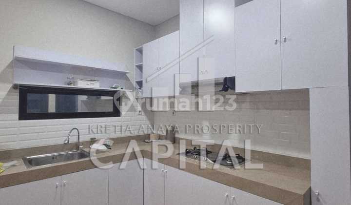 Rumah Semi Furnish dengan Posisi Hook Favorit di tatar Simakirana Kota Baru Parahyangan 2