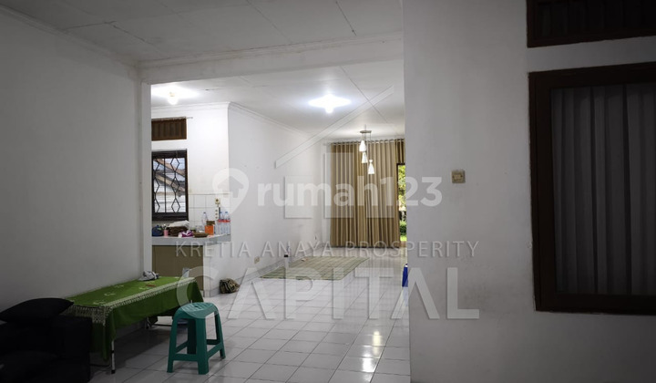 A Beautiful and Comfortable House in Fajar Raya Complex, North Cimahi