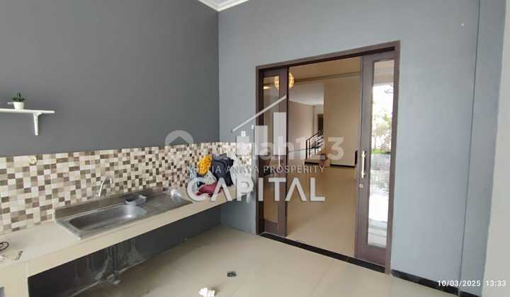 Ready-to-Occupy Unfurnished House in Mekar Wangi Bandung 2