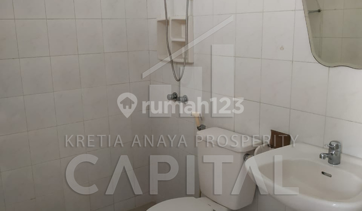 Ready-to-Live Comfortable 2-Story House in Mekar Wangi Bandung 2