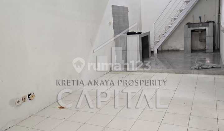 Unfurnished House in the Banyaksumba Area, Baru Parahyangan City Unfurnished House in the Banyaksumba Area, Baru Parahyangan City
