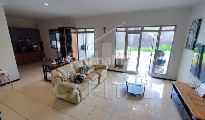 COMFORTABLE HOUSE FOR SALE in TATAR RATNASASIH KOTA BARU PARAHYANGAN