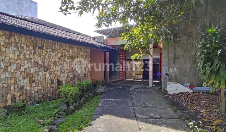 Dijual Rumah Luas 2.661 m2 di Pinggir Jalan Kaliurang Jogjakarta Dijual Rumah Luas 2.661 m2 di Pinggir Jalan Kaliurang Jogjakarta
