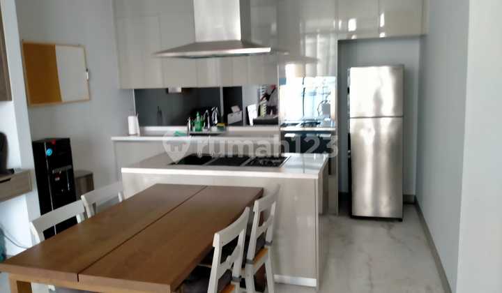 Disewakan Unit 2 Bedroom di Senopati Suites 2