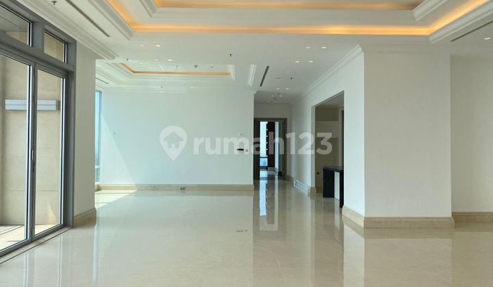 Disewakan Raffles Residences 4Br Unfurnished 2