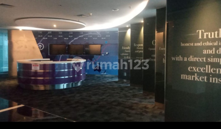 For Rent Fully Furnished Office Space at 18 Parc Place SCBD