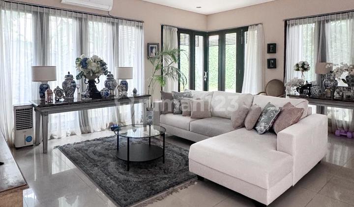 Dijual Cepat Rumah 2 Lantai di Jl. H. Adam Malik, Tangerang Kota