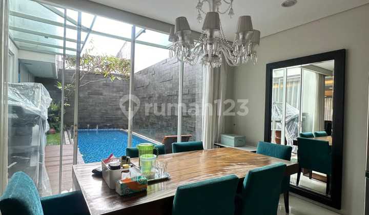 Dijual Rumah Cantik Siap Huni Dalam Town House Cilandak