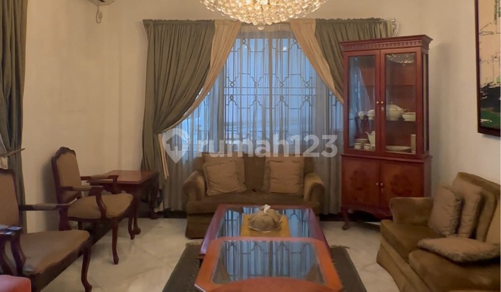 Dijual Rumah Bagus Siap Huni di Jl. Wijaya, Jakarta Selatan  2