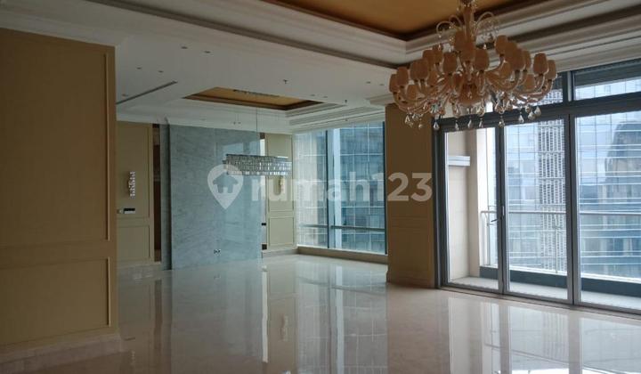 Disewakan Raffles Residences 4Br Semi Furnished 2