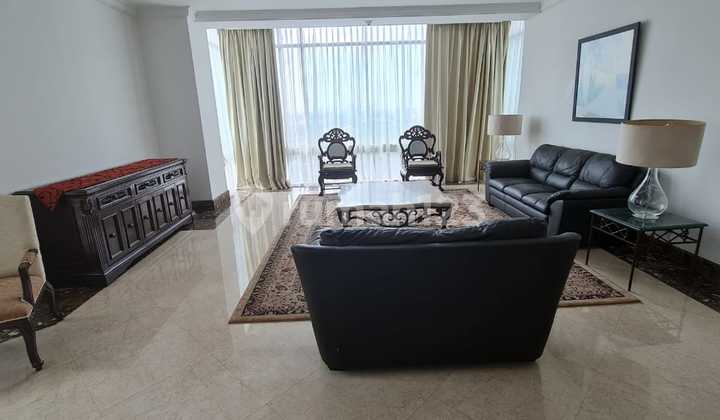 For Rent 3BR Furnished Unit at Four Seasons Residences 2