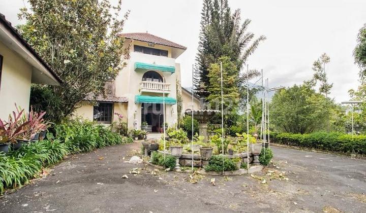 Dijual Cepat Villa di Cipanas, Cianjur
