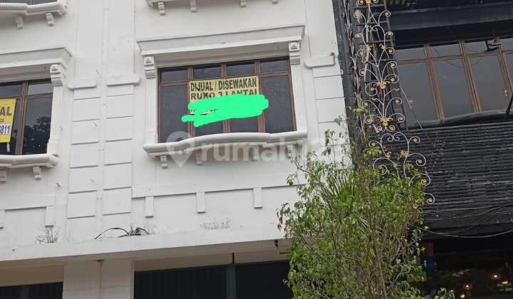 Dijual & Disewakan Ruko 3 Lantai Raffles Hill Cibubur – Lokasi Strategis, SHM, Siap Usaha