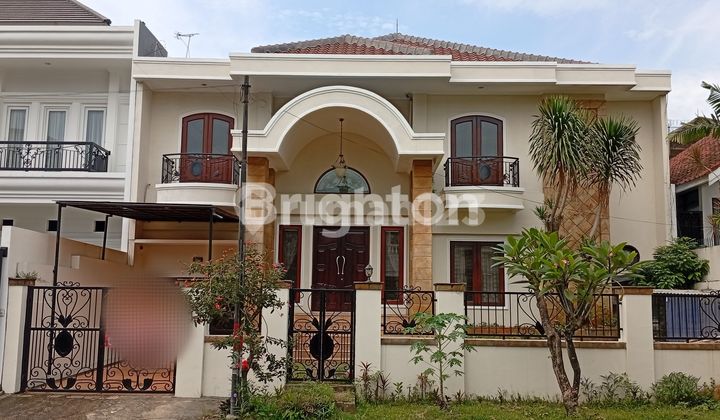 Rumah Mewah 2 lantai Pondok Indah disewakan