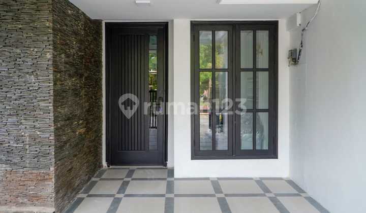 Rumah 3 Lantai Dijual 1,2 M Nego Komplek Pesona Bumyagara Mustika Jaya Bekasi Timur  1