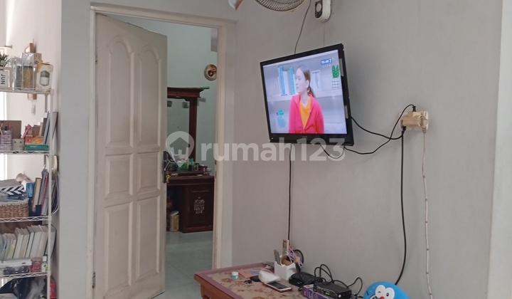 House for Sale 699 Million (Negotiable) Ready to Occupy in Chandra Baru Housing, Jatirahayu, East Jakarta