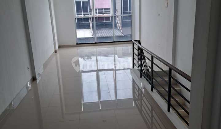 For Rent: Madison Shop House in Kota Wisata Cibubur, 2 Floors Ready for Use, Price 60 Million/Year 2