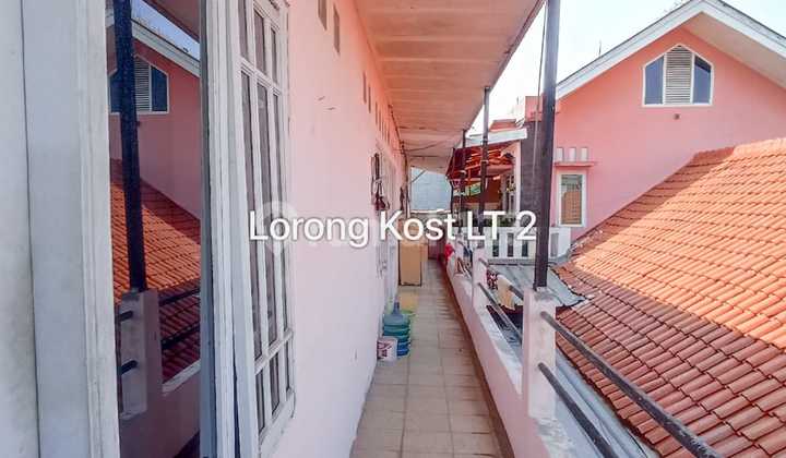 For Sale Main House &#43; Active Boarding House in Beji Depok, 287 m² – Strategic Location Near UI &amp; Margonda