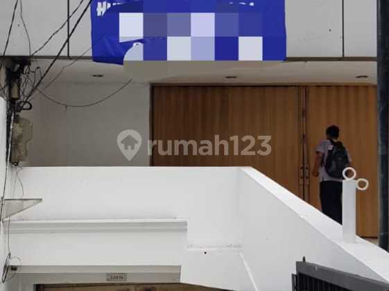Ruko 3 Lantai + Basement Wolter Monginsidi - Dijual 6 M / Sewa 360Jt/Tahun