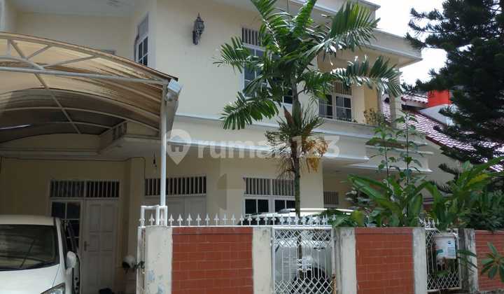 Sewa Rumah Kebon Jeruk Indah Kembangan Jakarta Barat, 4+1 KT, LT 183 LB 200, Dekat Tol & Belmont Sewa Rumah Kebon Jeruk Indah Kembangan Jakarta Barat, 4+1 KT, LT 183 LB 200, Dekat Tol & Belmont