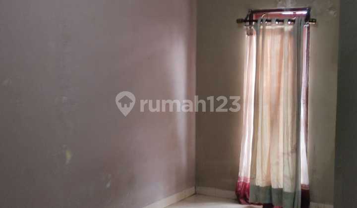Rumah Bagus Unfurnished SHM 1,8M (nego) Legenda Wisata Cibubur Kabupaten Bogor  2