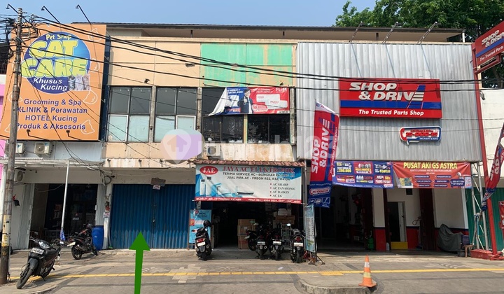 2-Storey Shop House for Rent on Jalan Pondok Kelapa Raya - Strategic Location, Suitable for All Businesses 2