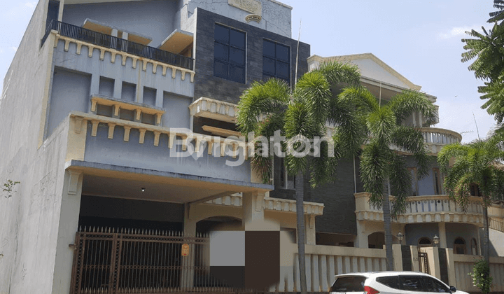 For Sale: Neat, Comfortable, Safe House in Citra Gran Cibubur