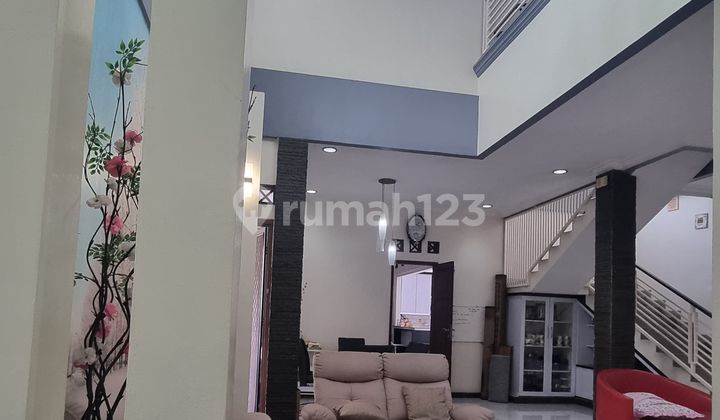 Rumah 2 Lantai Dijual di Villa Bogor Indah 2, LT 204 M², 4+1 KT, Garasi 2 Mobil - Akses Boulevard & Trans Pakuan 2