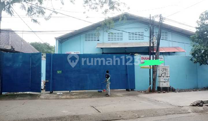 Gudang Disewakan di Tambun Selatan Bekasi - Crane Besi 20 Ton, SHM, Akses Truk Besar