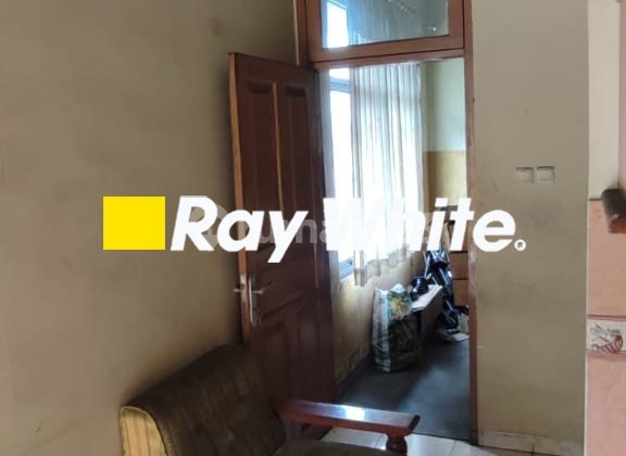 Shop House For Sale On H Nawi Raya Street, Pondok Indah, South Jakarta Shop House For Sale On H Nawi Raya Street, Pondok Indah, South Jakarta