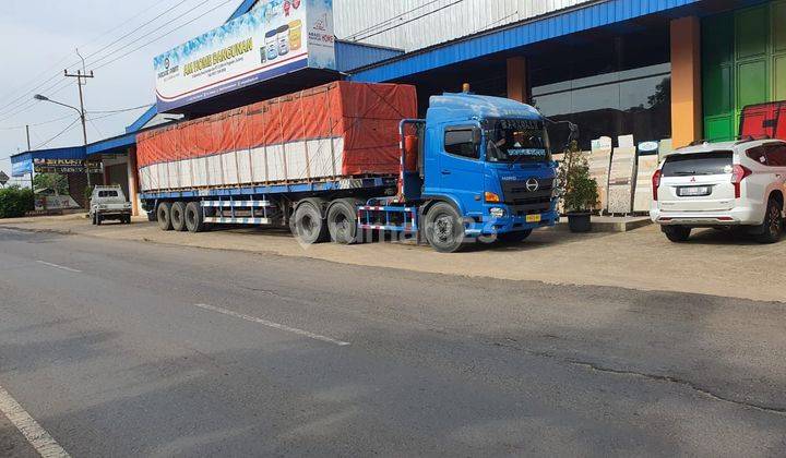 Supermarket Bangunan Subang 1