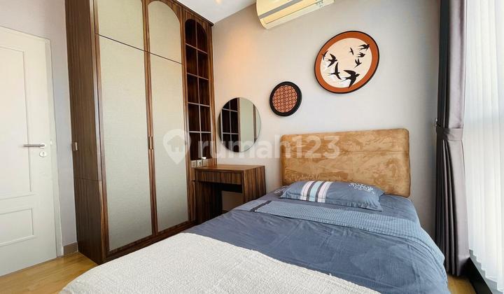THE PEAK 2BR FURNISHED APARTMENT DOWNTOWN SURABAYA 2