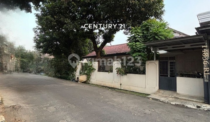 Dijual Rumah Hook Halaman Luas Di Villa Melati Mas