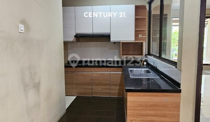 Dijual Rumah Asri Siap Huni Dalam Cluster Discovery Bintaro 2