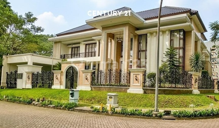 For Rent Luxury House Prime Hook Position in Elite Cluster at Bukit Menteng For Rent Luxury House Prime Hook Position in Elite Cluster at Bukit Menteng